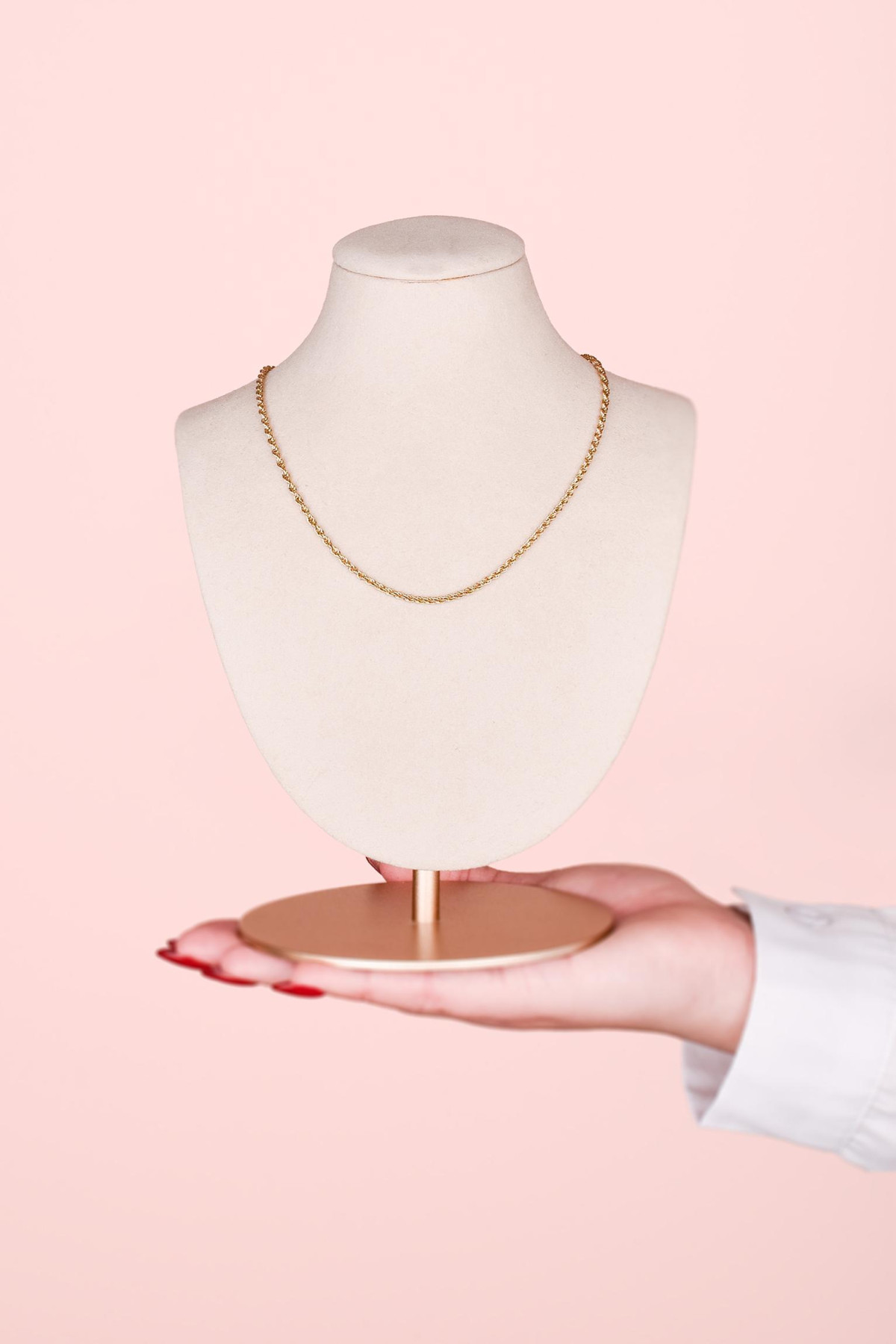 Collier Akila