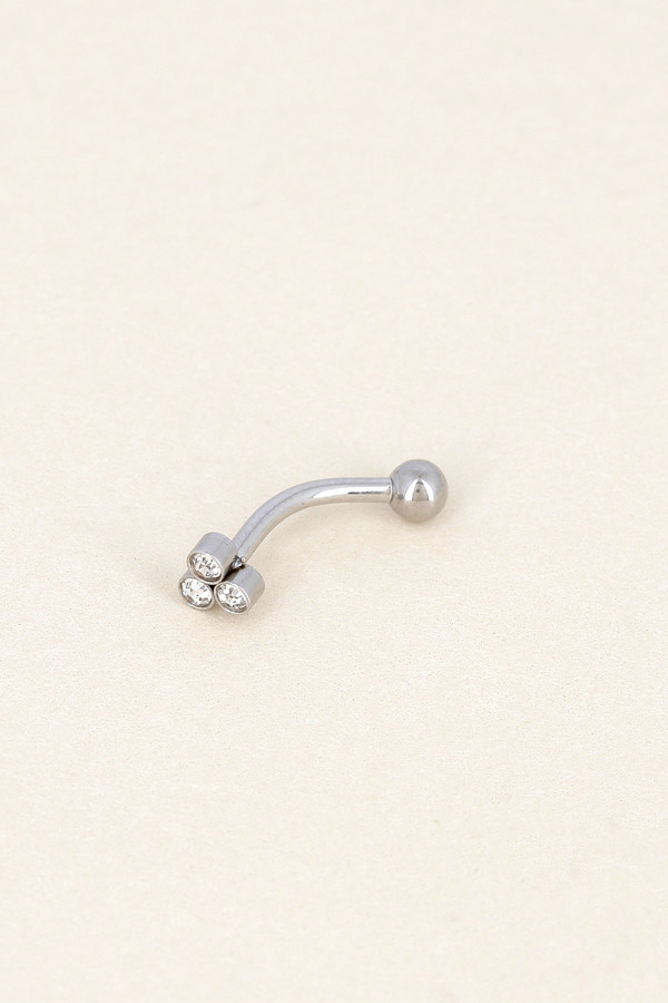 Piercing Nia