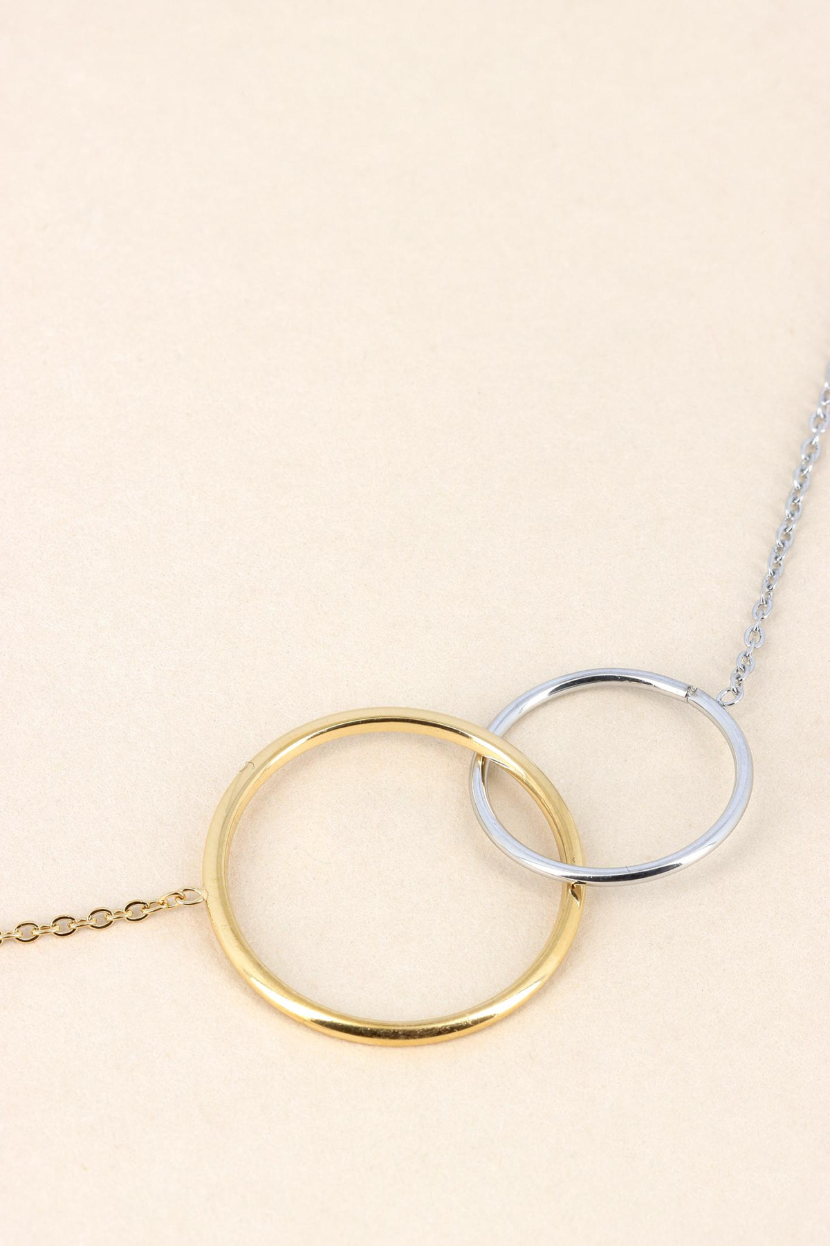 Collier Léony