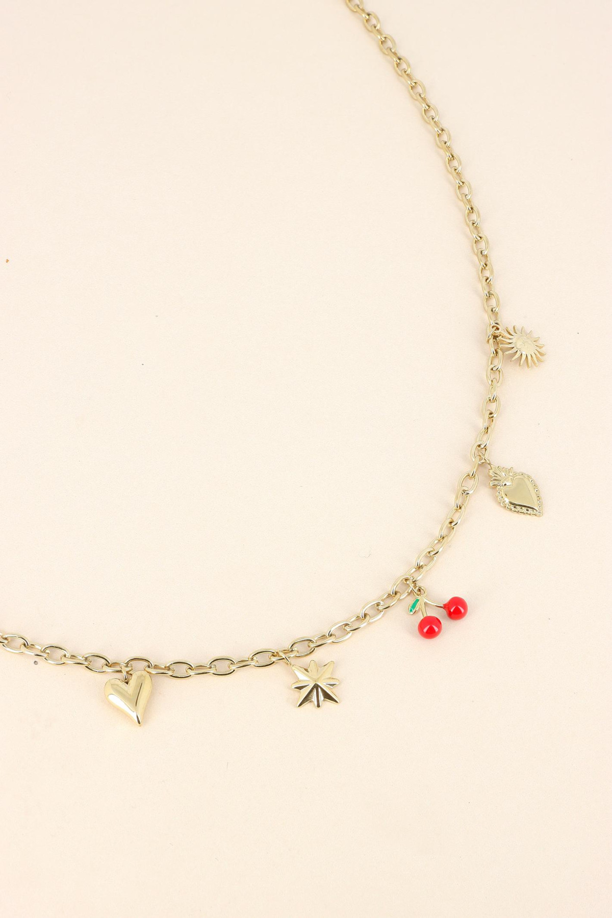 Collier Summer