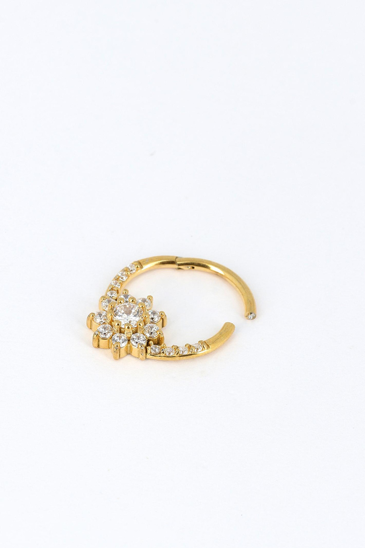 Piercing Maéla