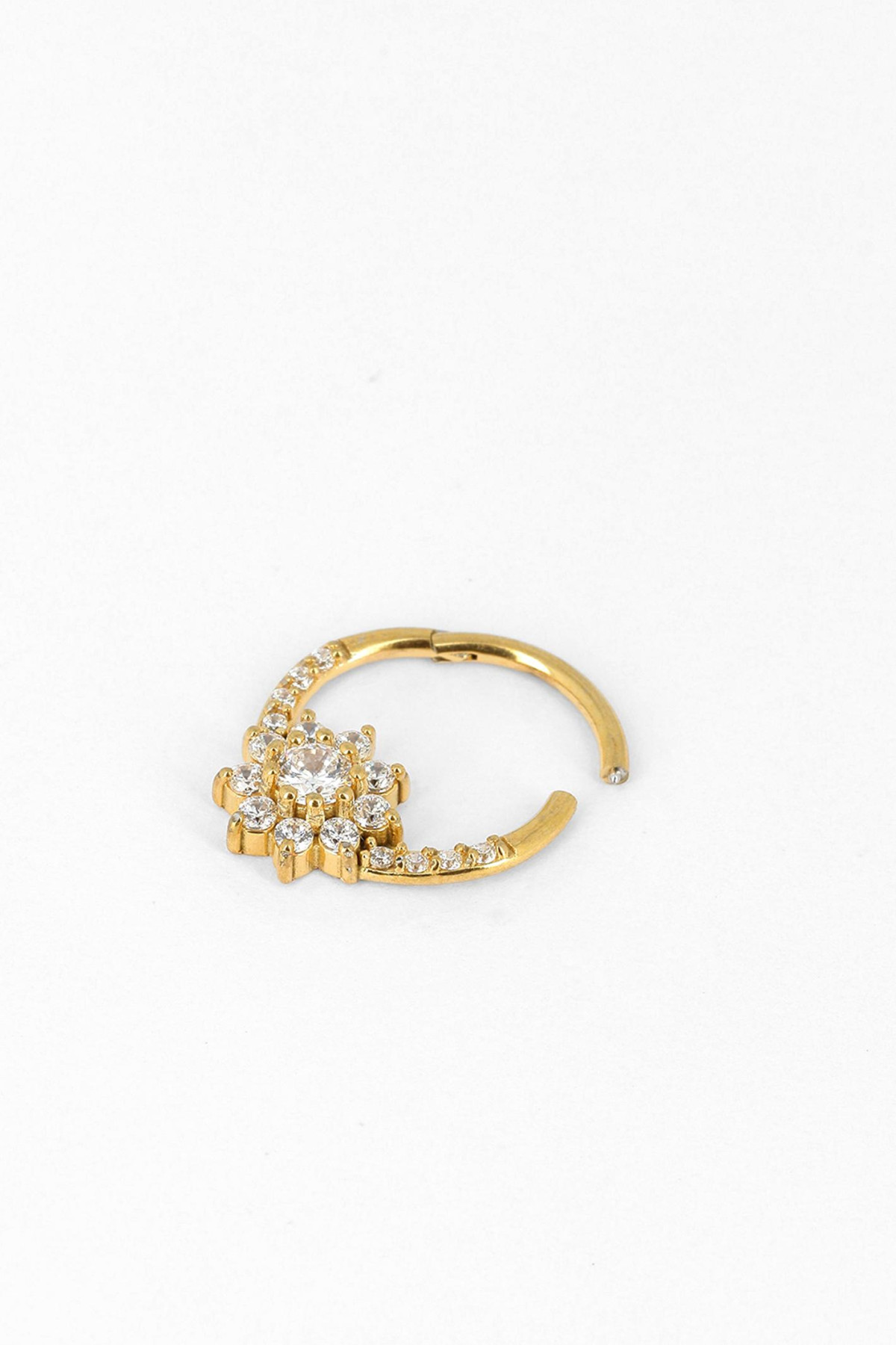 Piercing Maéla