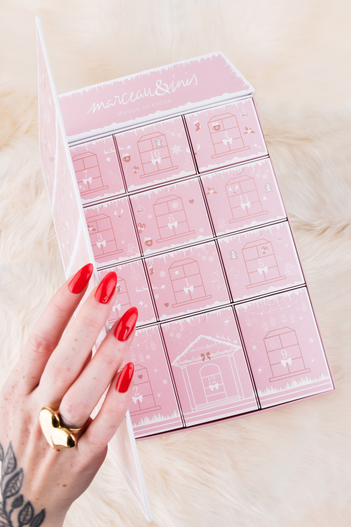 Calendrier de l'Avent 2025 - Édition limitée 12 bijoux